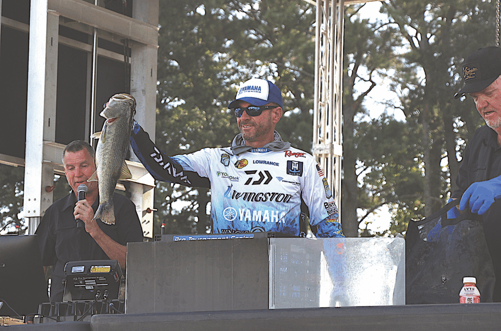 Veteran Alabama pro Randy Howell took the third-place prize of $80,000.